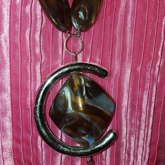 necklace - Picture 2 of 2